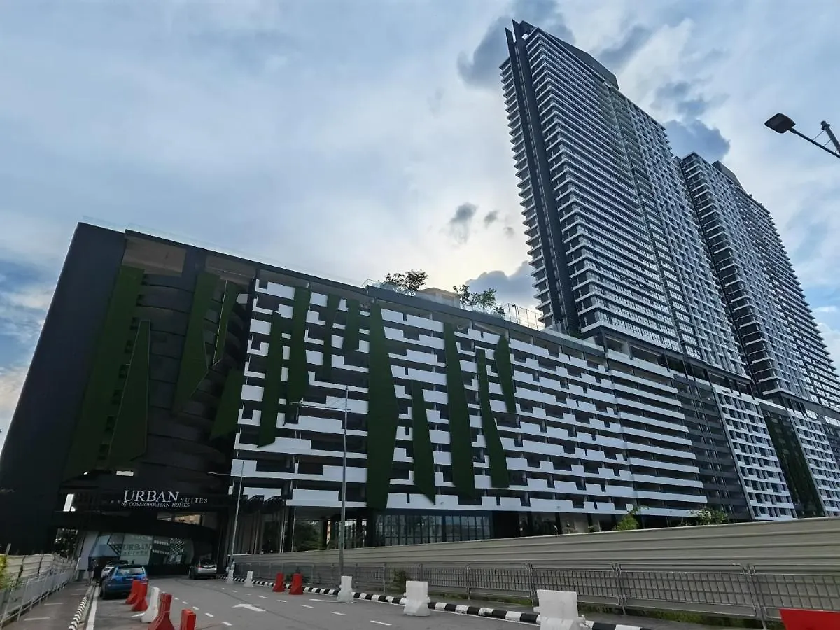 Cityscape Haven - Urban Suites By Ocean Luxe Jelutong 0*,